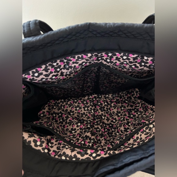 Ultimate diaper bag - Picture 3 of 6